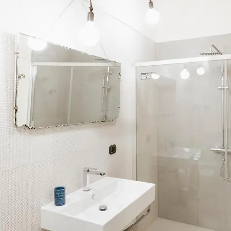 Frühstückspension Trisano 4*