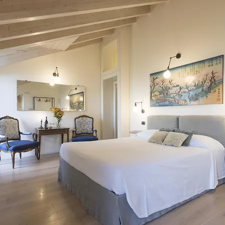 Trisano Frühstückspension 4*