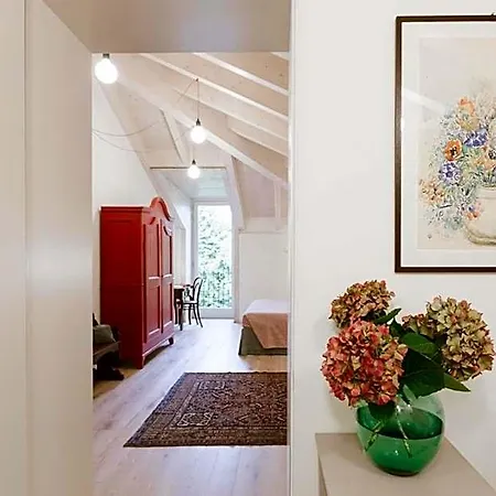 Trisano Bed & Breakfast 4*